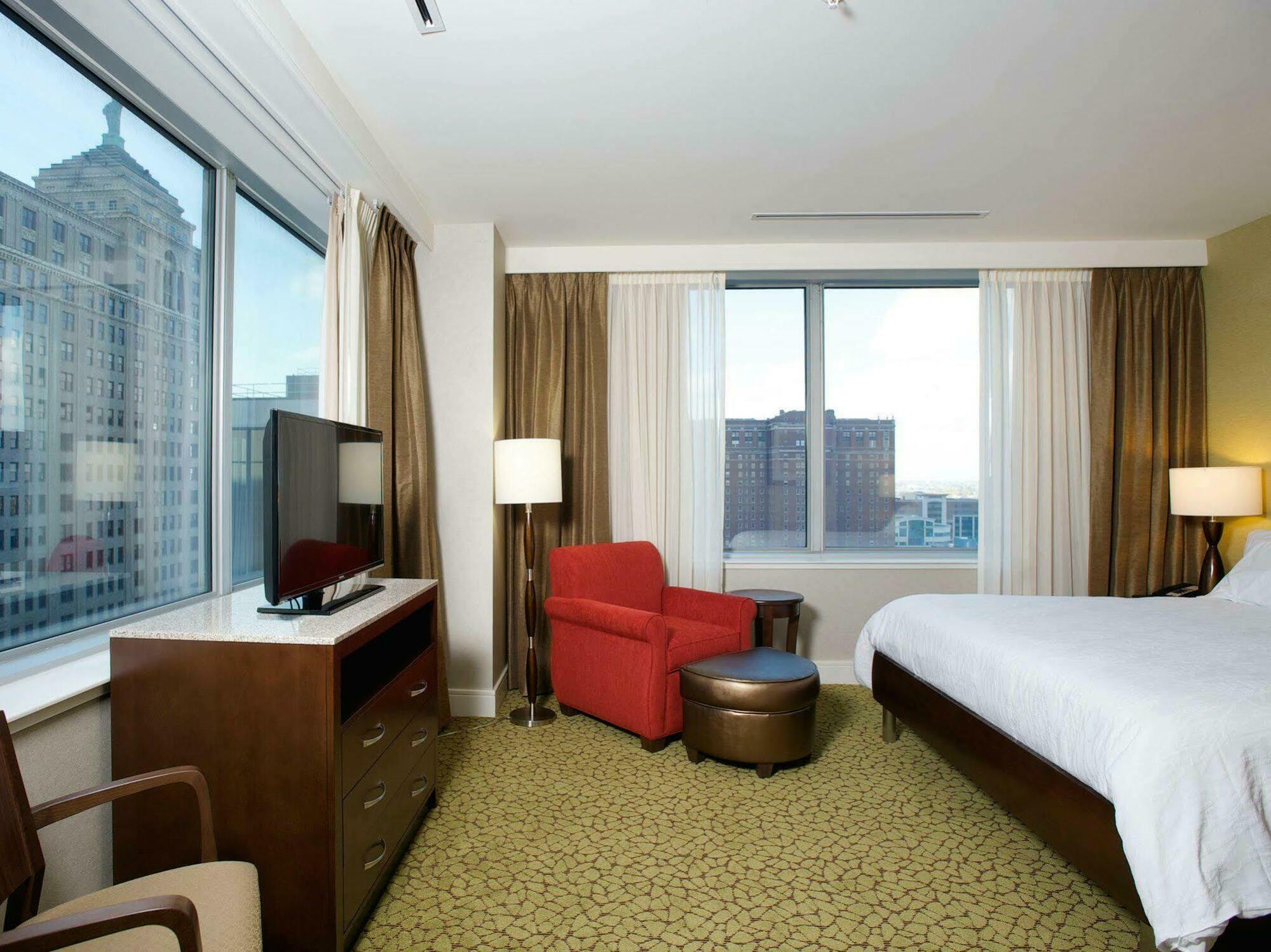 The Hilton Garden Buffalo-downtown 3* Buffalo